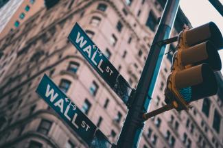 black and white street sign by lo lo courtesy of Unsplash.