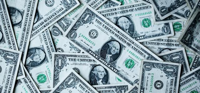 1 U.S.A dollar banknotes by Alexander Grey courtesy of Unsplash.